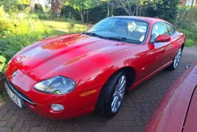 2005 Jaguar XK8 COUPE