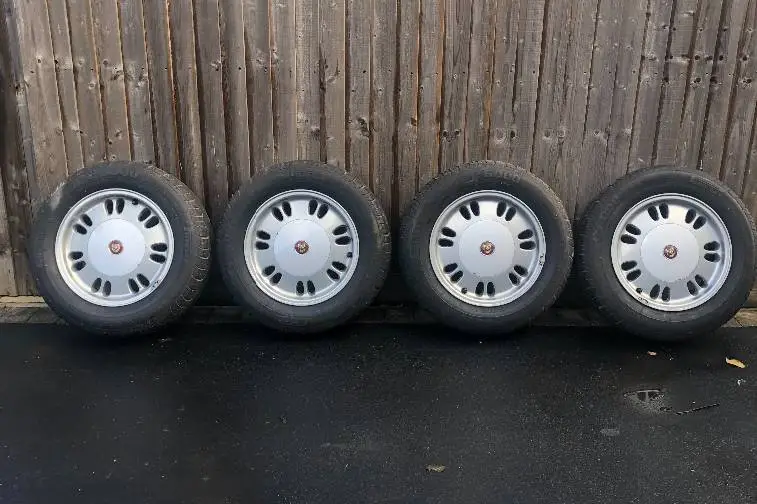 XJ wheels x4 for sale